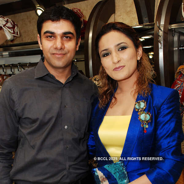 Varun, Illeana at a fashion store