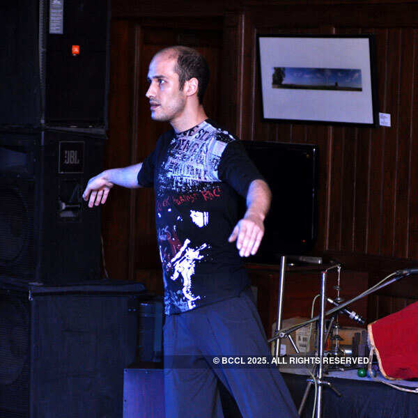 Stars on the Horizon