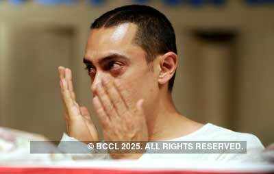 Aamir at award ceremony