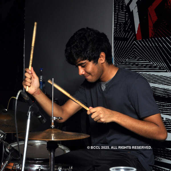 Jamsteady's party night