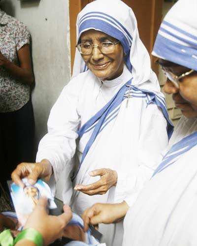 Mother Teresa's 98th b'day