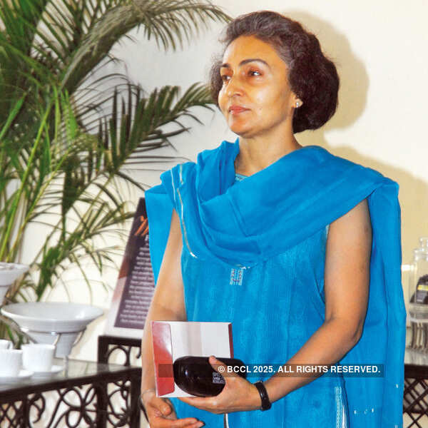 Evening with IPS officer-turned-writer Meena