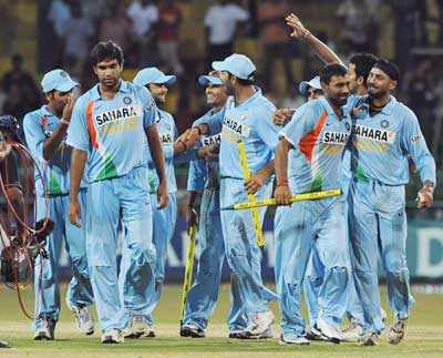 India clinch ODI series