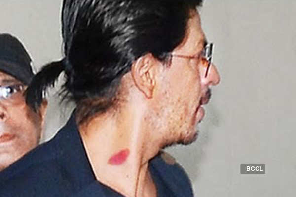 Bollywood actors caught with love bites!