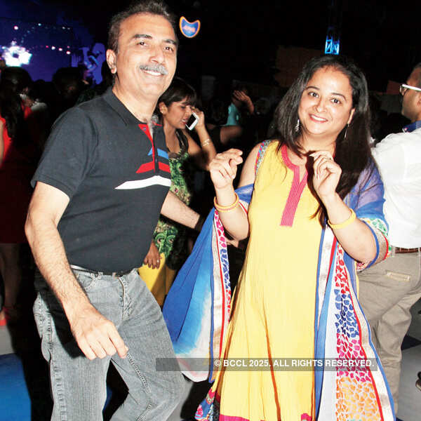 Neeraj, Abhinanda perfom in the city