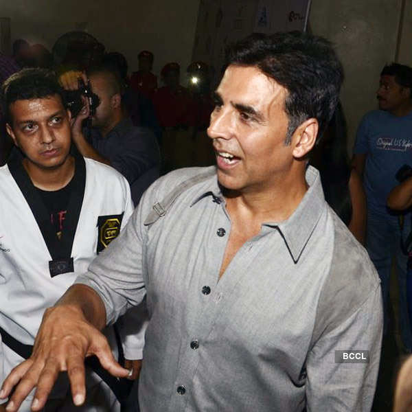 Akshay launches Combat training seminar