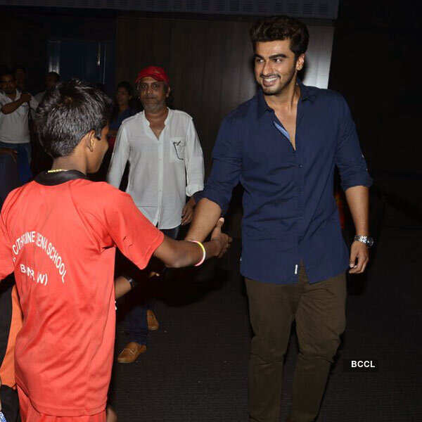 2 States: Spl. Screening