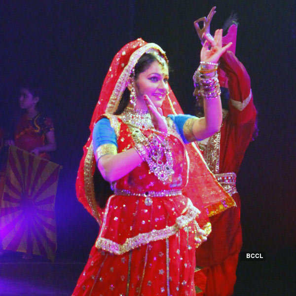 Gracy Singh performs for a cause