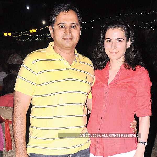 Nagpurians at a goa party theme