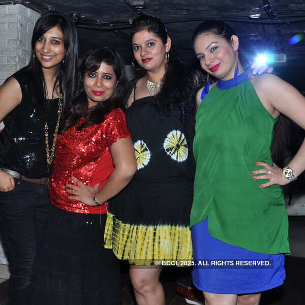 Party peeps in the city