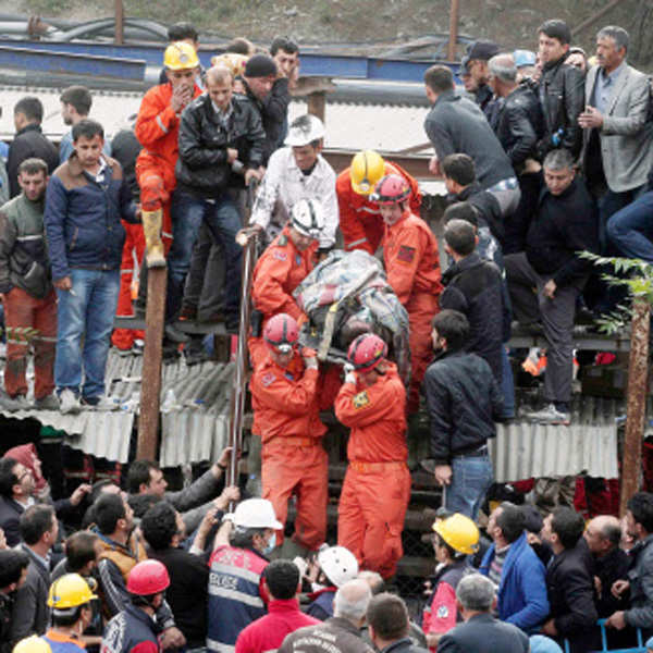 201 dead, many trapped in Turkey coal mine disaster
