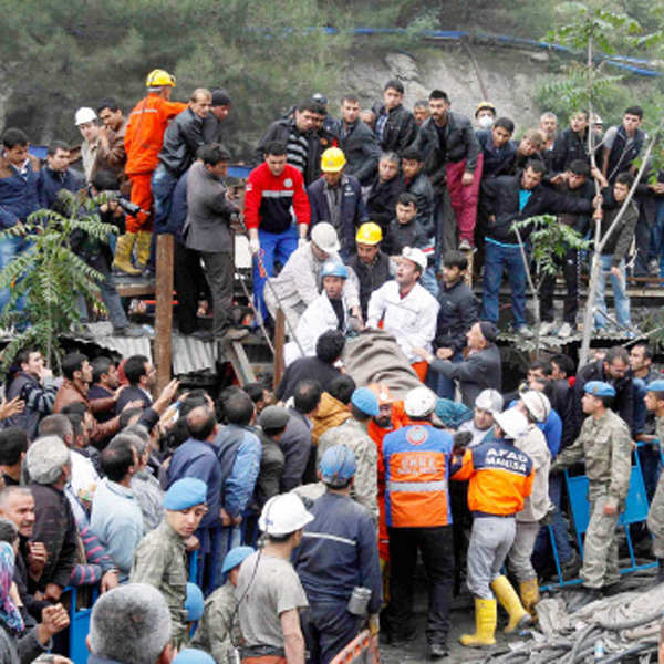 201 dead, many trapped in Turkey coal mine disaster
