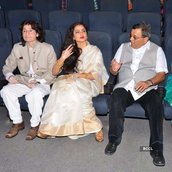 Rekha, Vidya @ Cinema Festival