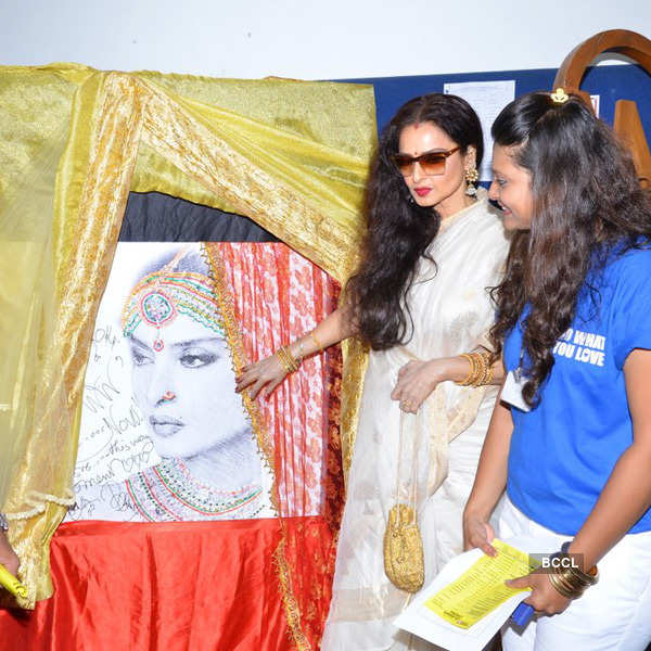 Rekha, Vidya @ Cinema Festival