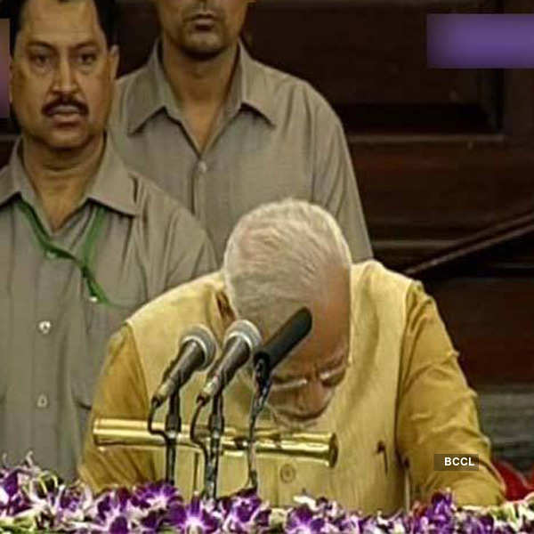 Modi breaks down while delivering speech