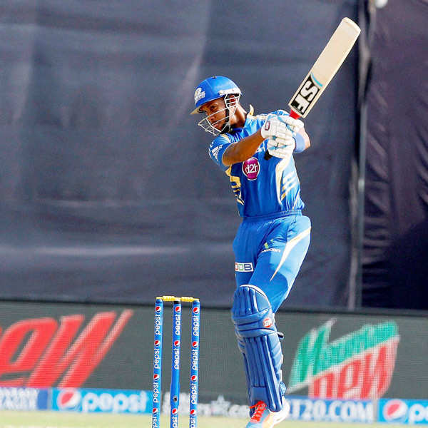 Rajasthan Royals Players Celebrate The Wicket Of Mumbai Indians Michael Hussey During The Ipl 7 Match In Ahmedabad On May 19 2014