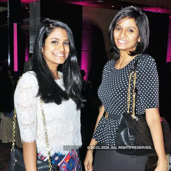 Bela, Praful's anniversary party