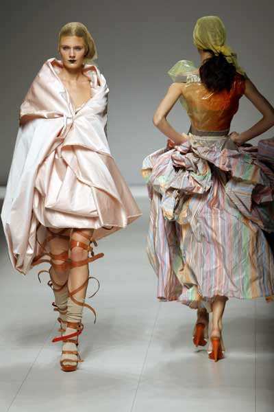 Vivienne Westwood Spring 2009 Ready-to-Wear Fashion Show