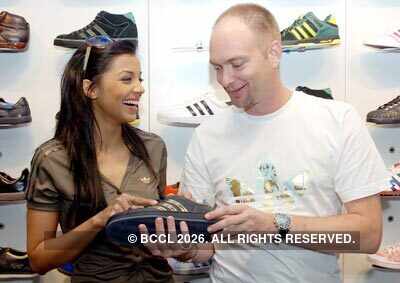 Launch: Adidas store