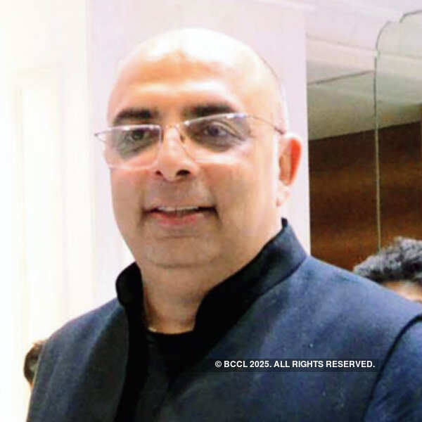 Design class with Tarun Tahiliani