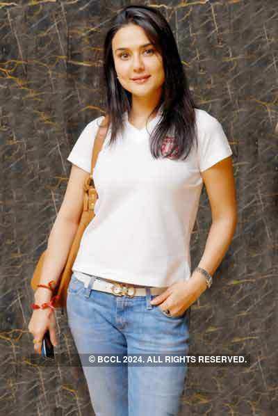 Preity Zinta's Portfolio Pics