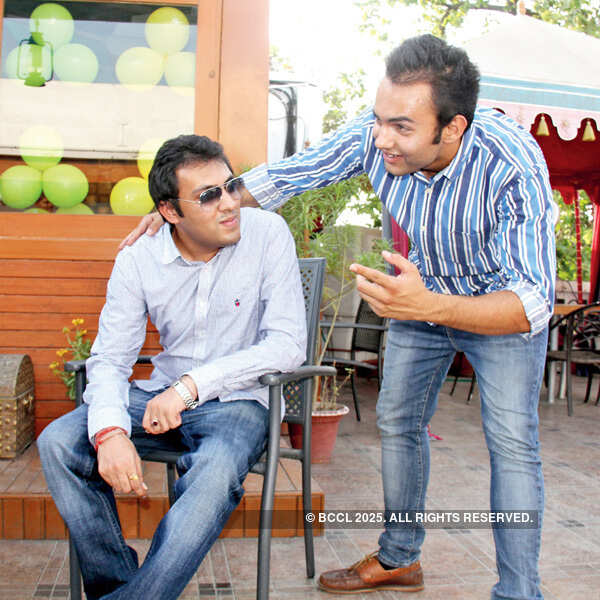 Divyanshu's surprise b'day party