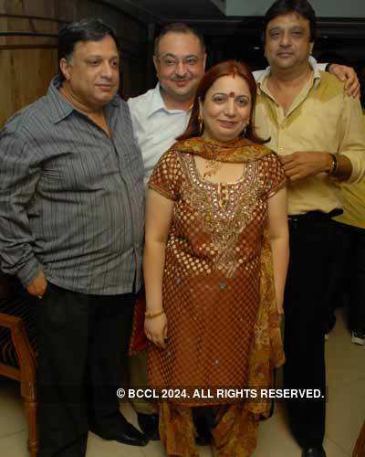 Rajiv's b'day and anniv