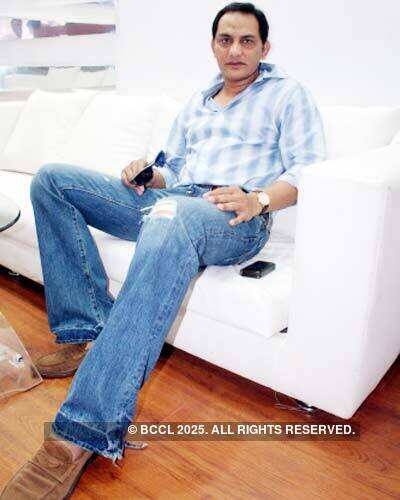 Azhar at PBA exhibition