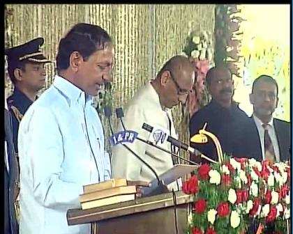 Watch: K Chandrasekhar Rao sworn in as first CM of Telangana