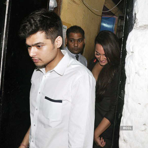 Sonakshi Sinha's b'day party