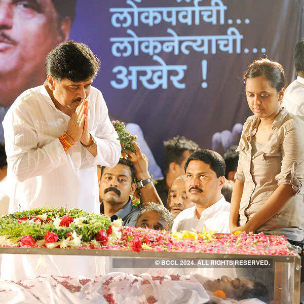 Late Gopinath Munde's funeral procession