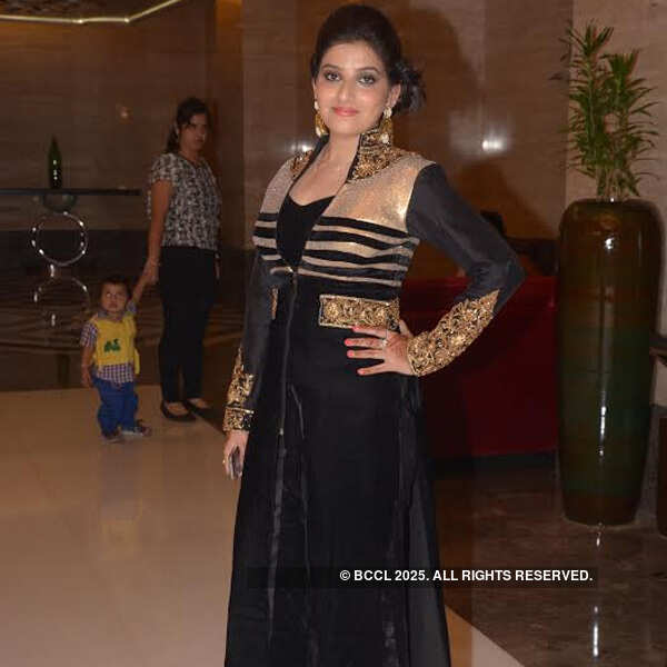 Akash and Khushboo Valeja's wedding reception