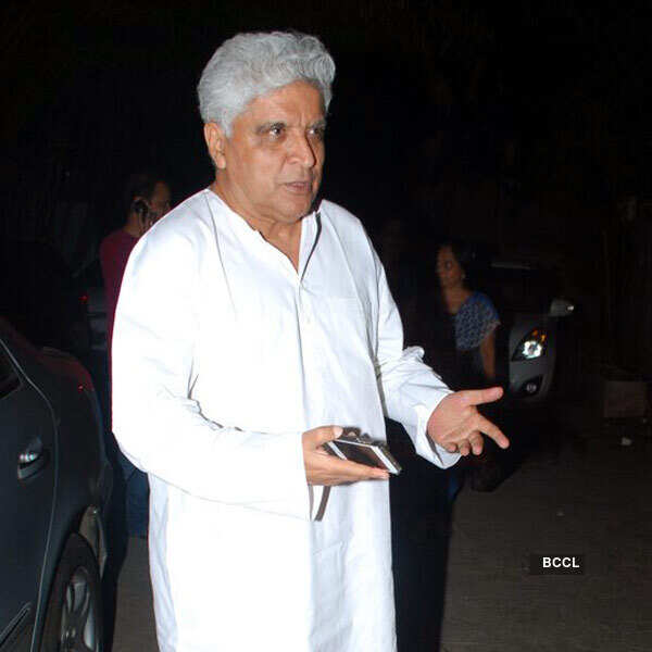 Holiday: Spl. Screening