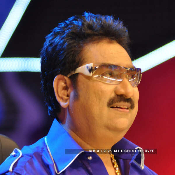 Asha Bhonsle comes to Kolkata