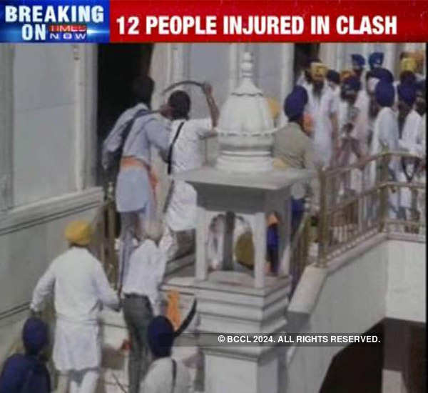 Violent clashes inside Golden Temple