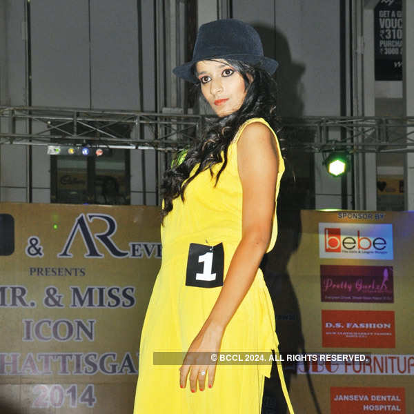 Raipur’s trendy fashion show