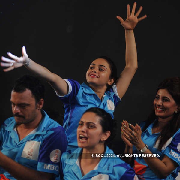 Cricket match at Lavasa