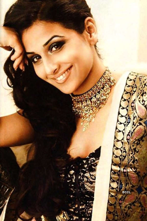 Vidya Balan's Portfolio Pics