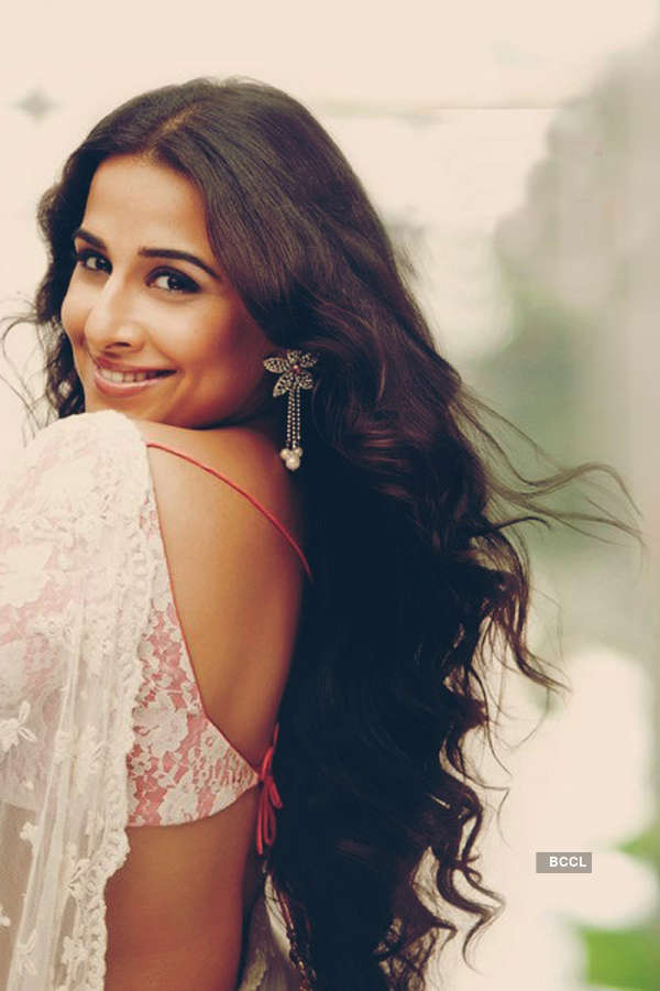 Vidya Balan's Portfolio Pics