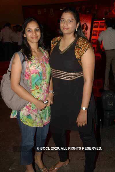 Screening: 'Fashion'