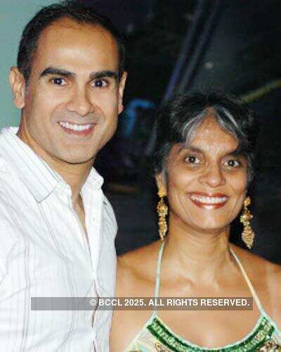 Hemant & Sheetal's Fashion