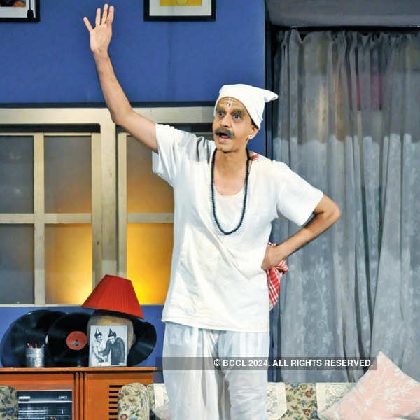 Lekure Uddand Zali staged in Indore