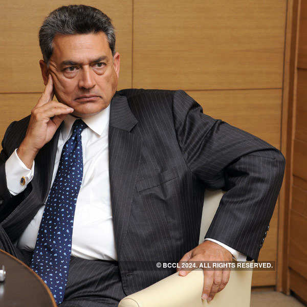 Rajat Gupta goes to prison, may be out by 2015-end