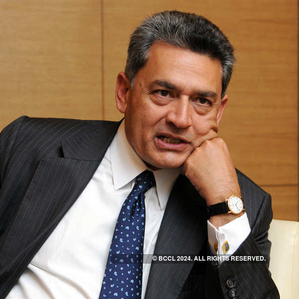 Rajat Gupta goes to prison, may be out by 2015-end