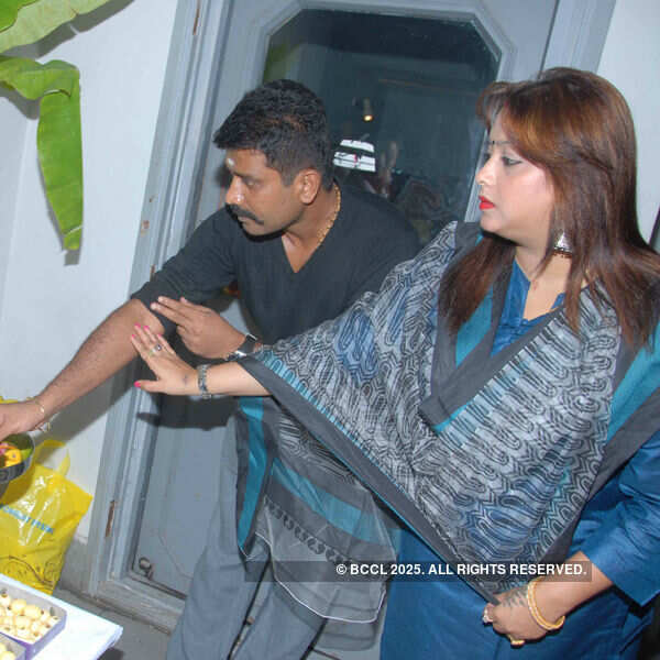 Song recording of DK