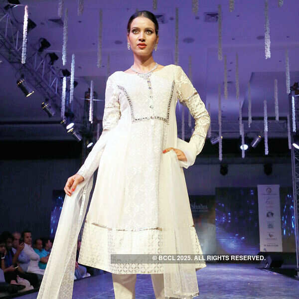 Fashion show for Indian Bride