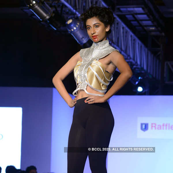 Fashion Show by Raffles Millenium 