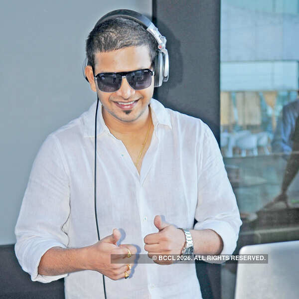 Poolside party at Aqua