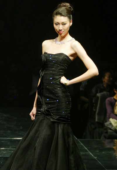 White Collar fashion