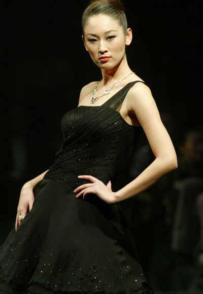 White Collar fashion